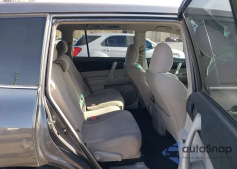 2012 Toyota Highlander из США, поврежденный, VIN 5TDZA3EH4CS019513